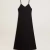 Rochie neagră pentru femei, cu broderie Rochie neagră pentru femei, cu broderie