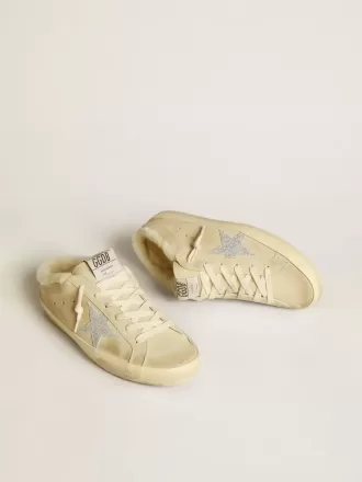 Saboturi Super-Star cu stea din cristal Swarovski și căptușeală din piele de oaie Saboturi Super-Star cu stea din cristal Swarovski și căptușeală din piele de oaie