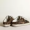 Saboturi Super-Star pentru femei din piele de ponei cu imprimeu leopard și stea neagră Saboturi Super-Star pentru femei din piele de ponei cu imprimeu leopard și stea neagră
