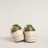 Stardan pentru bărbați din piele albă, cu stea și călcâi din piele verde militar cu imprimeu de șarpe