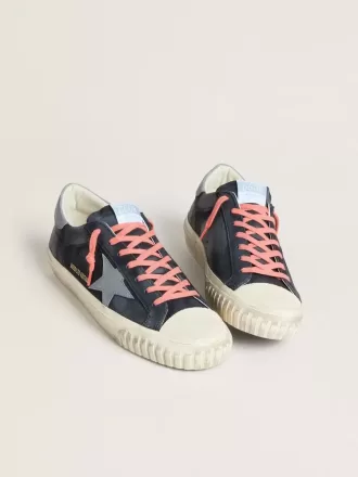 Super-Star din piele albastru închis cu stea și călcâi din piele albastru deschis Super-Star din piele albastru închis cu stea și călcâi din piele albastru deschis
