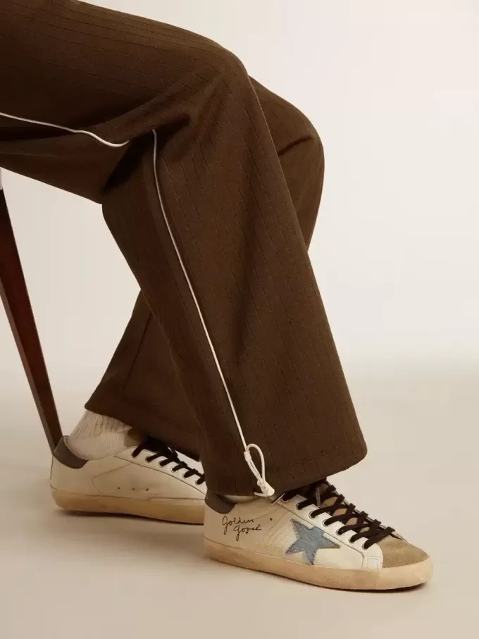 Super-Star din piele nappa cu stea din piele de căprioară albastră deschisă și călcâi din piele gri Super-Star din piele nappa cu stea din piele de căprioară albastră deschisă și călcâi din piele gri