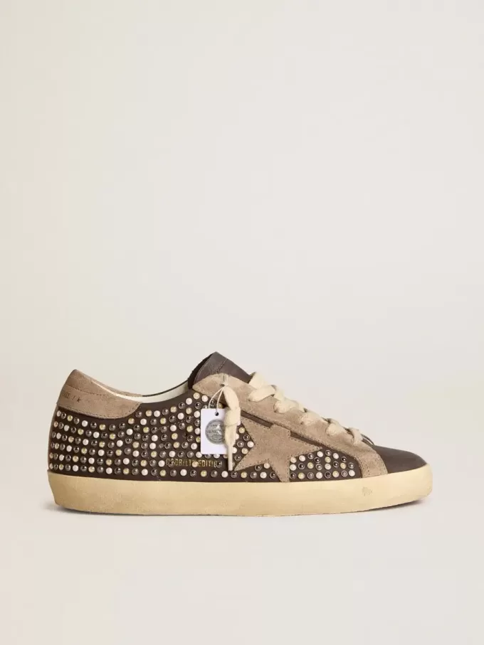 Super-Star LTD din nubuc gri cu perle Swarovski și stea din piele de căprioară Super-Star LTD din nubuc gri cu perle Swarovski și stea din piele de căprioară