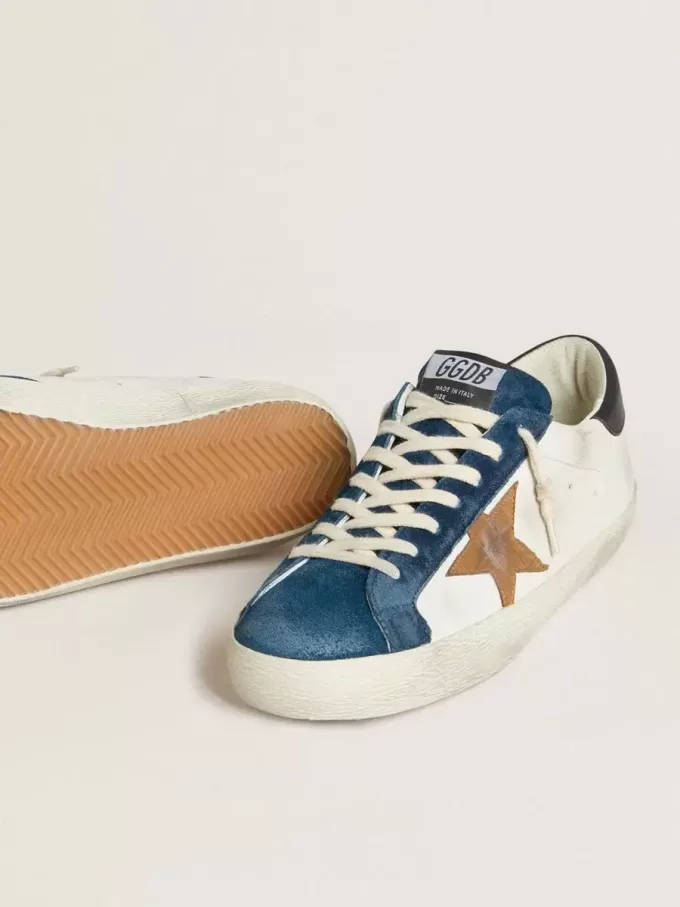 Super-Star LTD pentru bărbați, cu stea din piele cu imprimeu crocodil de culoare tutun și călcâi din piele neagră Super-Star LTD pentru bărbați, cu stea din piele cu imprimeu crocodil de culoare tutun și călcâi din piele neagră