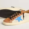 Super-Star LTD pentru bărbați, de culoare bej, cu stea albastră deschisă și talpă cu imprimeu crocodil Super-Star LTD pentru bărbați, de culoare bej, cu stea albastră deschisă și talpă cu imprimeu crocodil