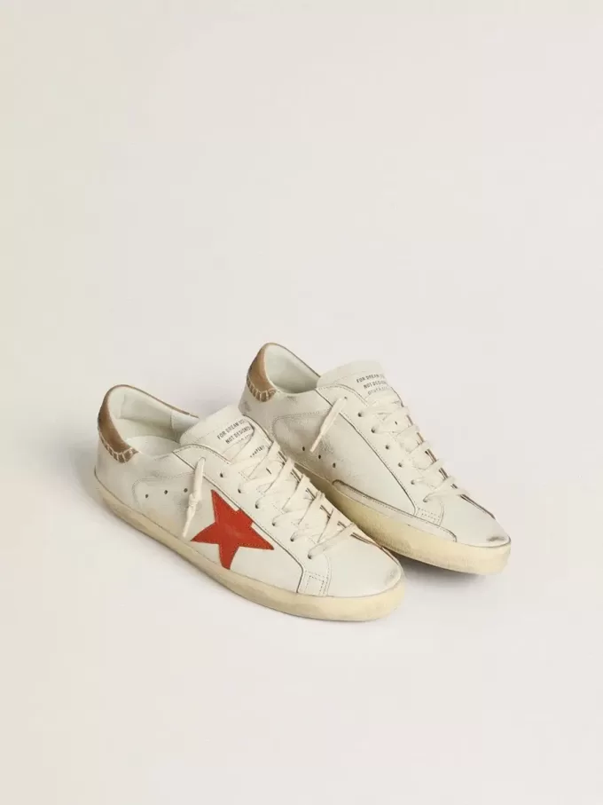 Super-Star LTD pentru bărbați din piele nappa cu stea din piele portocalie și călcâi din piele de căprioară de culoare tutun Super-Star LTD pentru bărbați din piele nappa cu stea din piele portocalie și călcâi din piele de căprioară de culoare tutun
