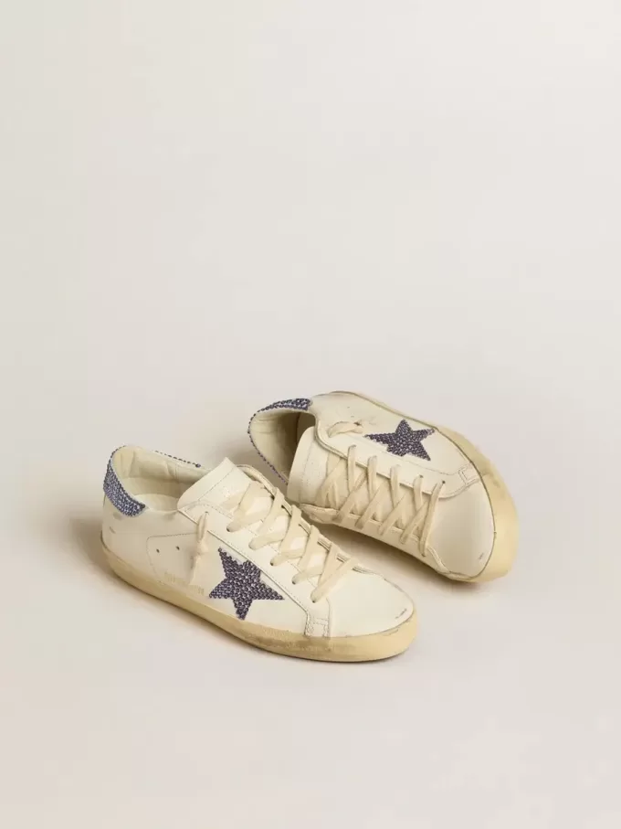 Super-Star LTD pentru femei, cu stea din piele întoarsă și călcâi cu cristale Swarovski Super-Star LTD pentru femei, cu stea din piele întoarsă și călcâi cu cristale Swarovski