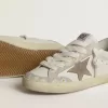 Super-Star LTD pentru femei, cu stea și călcâi din piele de căprioară bej și broderie florală Super-Star LTD pentru femei, cu stea și călcâi din piele de căprioară bej și broderie florală