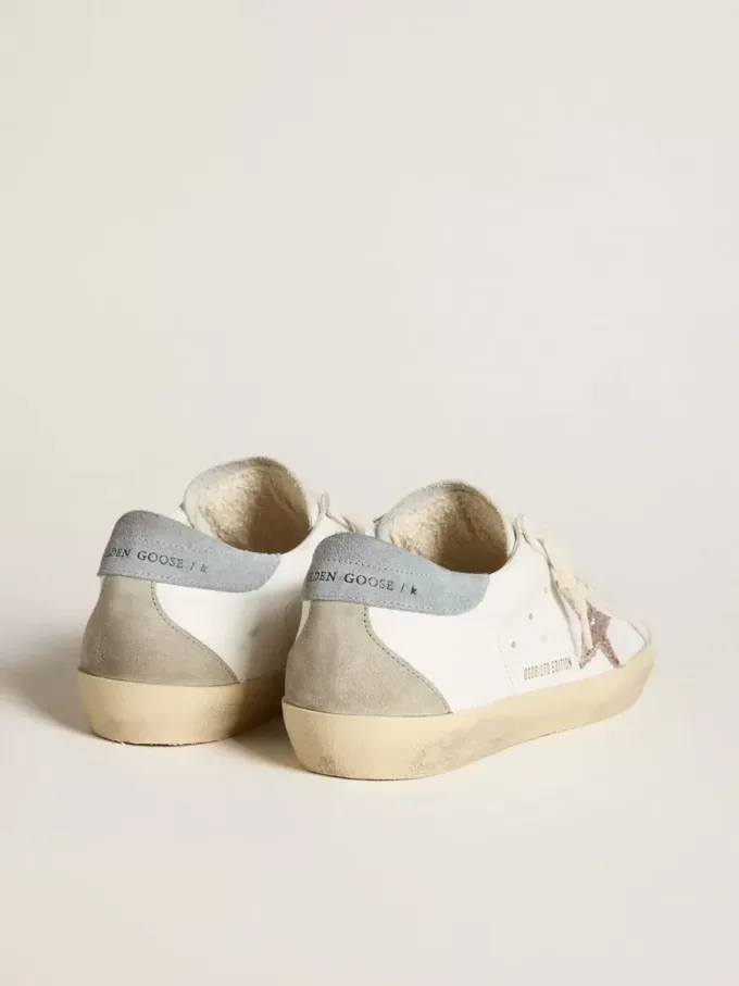 Super-Star LTD pentru femei, cu stea multicoloră strălucitoare și călcâi din piele de căprioară Super-Star LTD pentru femei, cu stea multicoloră strălucitoare și călcâi din piele de căprioară