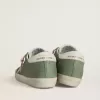 Super-Star LTD pentru femei, din nubuc verde, cu stea și călcâi din piele albă Super-Star LTD pentru femei, din nubuc verde, cu stea și călcâi din piele albă