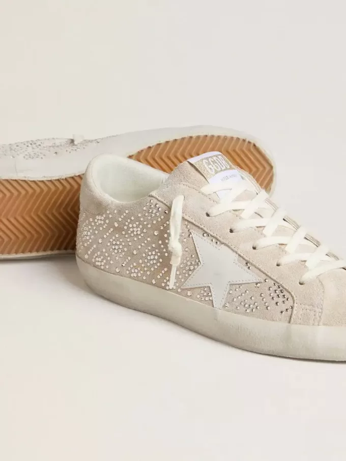 Super-Star LTD pentru femei, din piele de căprioară, cu cristale Swarovski și stea din piele gri-gheață Super-Star LTD pentru femei, din piele de căprioară, cu cristale Swarovski și stea din piele gri-gheață