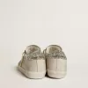 Super-Star LTD pentru femei, din piele nappa de culoare ivoriu, cu stea strălucitoare din platină și bandă pe călcâi Super-Star LTD pentru femei, din piele nappa de culoare ivoriu, cu stea strălucitoare din platină și bandă pe călcâi