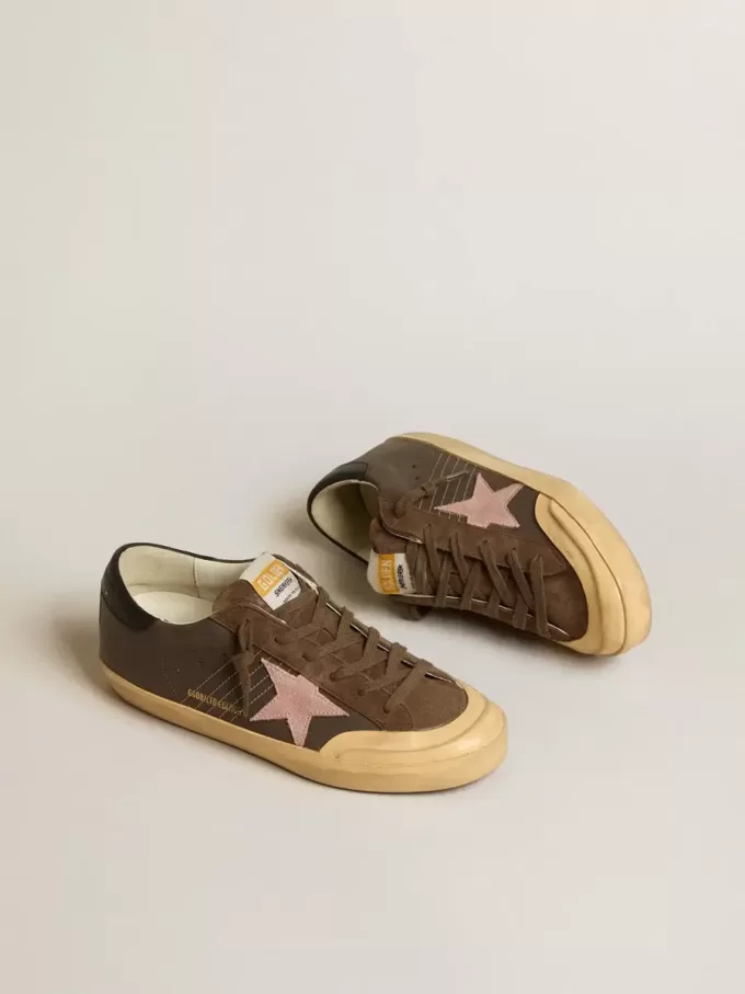 Super-Star Penstar LTD pentru femei, din piele maro cu stea din piele de căprioară roz Super-Star Penstar LTD pentru femei, din piele maro cu stea din piele de căprioară roz