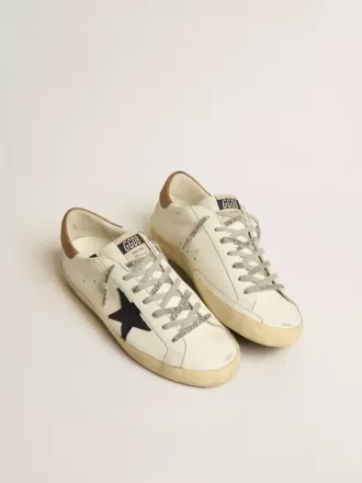 Super-Star pentru bărbați din piele albă cu stea din pânză albastru închis și călcâi din piele tabac Super-Star pentru bărbați din piele albă cu stea din pânză albastru închis și călcâi din piele tabac