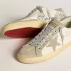 Super-Star pentru bărbați din piele nappa cu stea din piele de căprioară gri gheață și broderie neagră Super-Star pentru bărbați din piele nappa cu stea din piele de căprioară gri gheață și broderie neagră