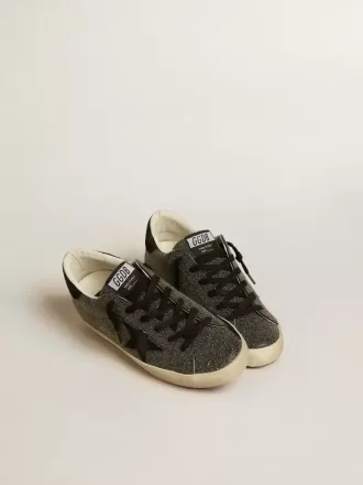 Super-Star pentru femei, cu cristale Swarovski negre și stea din piele de căprioară neagră Super-Star pentru femei, cu cristale Swarovski negre și stea din piele de căprioară neagră