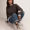 Super-Star pentru femei, cu margine aurie strălucitoare și litere metalice Super-Star pentru femei, cu margine aurie strălucitoare și litere metalice