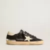 Super-Star pentru femei, în negru strălucitor și nappa, cu stea și călcâi din piele crem Super-Star pentru femei, în negru strălucitor și nappa, cu stea și călcâi din piele crem