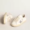 Super-Star Young cu stea din piele argintie și talpă roz Super-Star Young cu stea din piele argintie și talpă roz