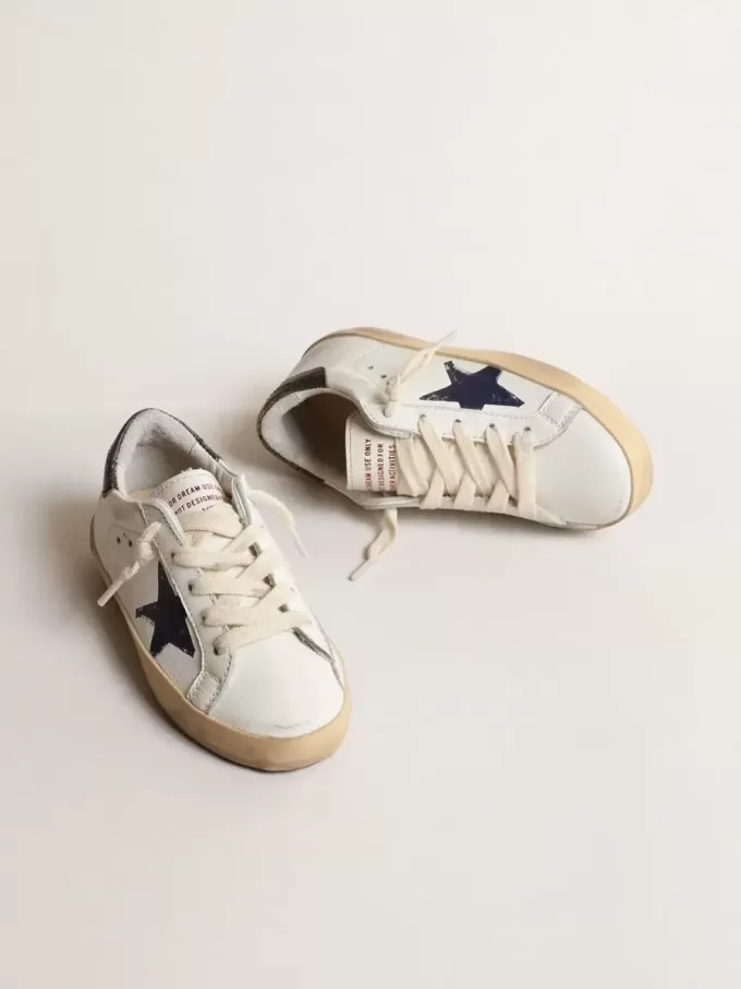 Super-Star Young din piele nappa cu stea imprimată și talpă neagră Super-Star Young din piele nappa cu stea imprimată și talpă neagră