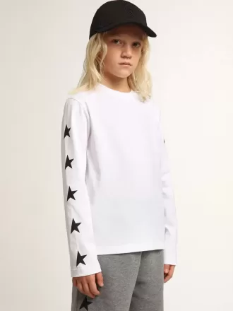 Tricou alb cu mâneci lungi și stele negre contrastante Tricou alb cu mâneci lungi și stele negre contrastante