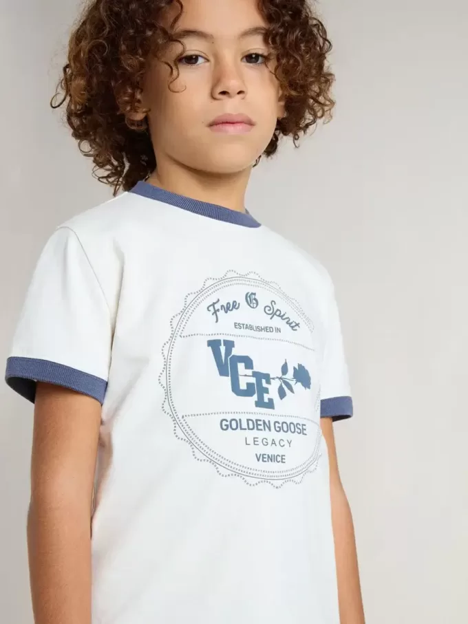Tricou alb pentru băieți cu imprimeu albastru Tricou alb pentru băieți cu imprimeu albastru