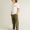 Tricou alb pentru băieți, cu logo și stea contrastante de culoare verde închis Tricou alb pentru băieți, cu logo și stea contrastante de culoare verde închis