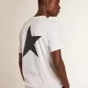Tricou alb pentru bărbați cu stea albastră închisă pe spate Tricou alb pentru bărbați cu stea albastră închisă pe spate