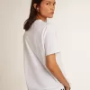 Tricou alb pentru femei cu stea albastră închisă pe față Tricou alb pentru femei cu stea albastră închisă pe față