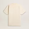 Tricou din bumbac pentru bărbați, de culoare alb vintage, cu margine nefinisată în față Tricou din bumbac pentru bărbați, de culoare alb vintage, cu margine nefinisată în față