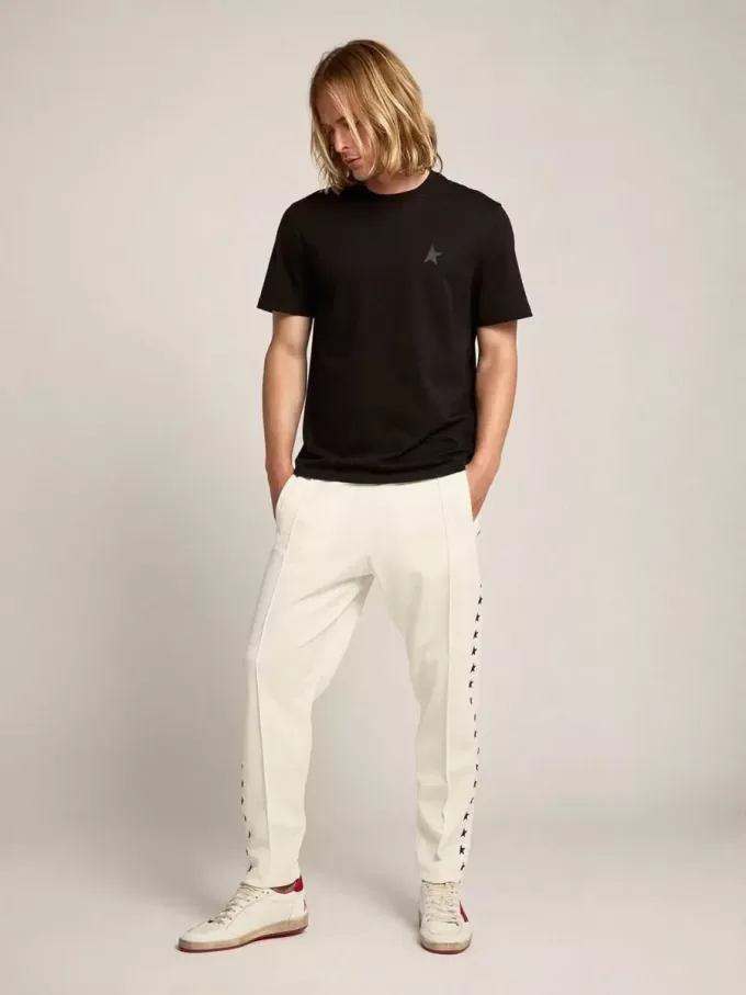 Tricou din colecția Black Star cu stea ton pe ton pe partea din față Tricou din colecția Black Star cu stea ton pe ton pe partea din față