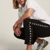 Tricou din colecția White Star cu logo negru contrastant și stea Tricou din colecția White Star cu logo negru contrastant și stea