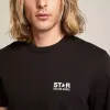 Tricou negru pentru bărbați, cu logo alb contrastant și stea Tricou negru pentru bărbați, cu logo alb contrastant și stea