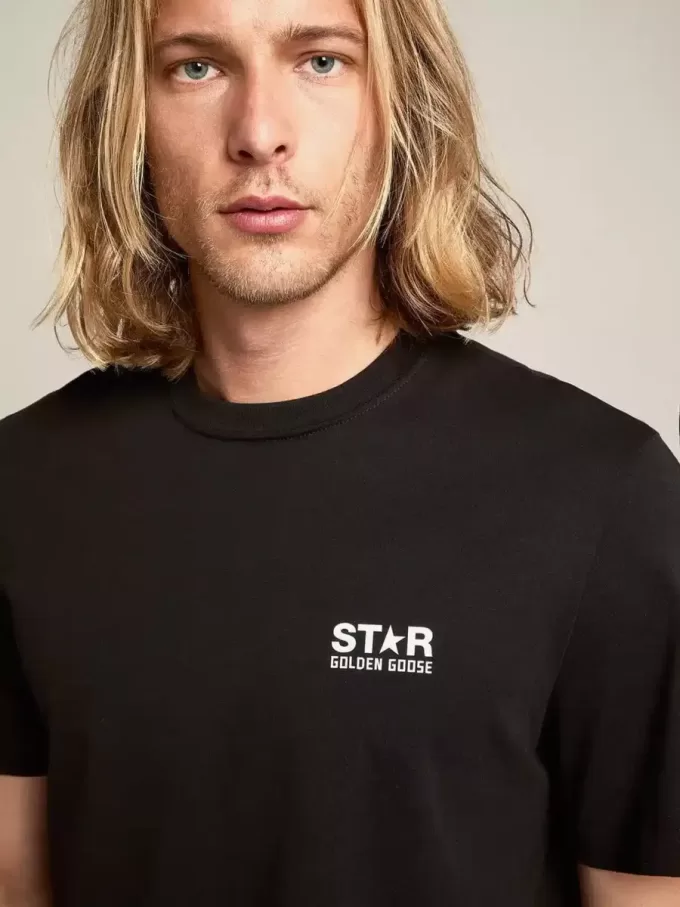 Tricou negru pentru bărbați, cu logo alb contrastant și stea Tricou negru pentru bărbați, cu logo alb contrastant și stea