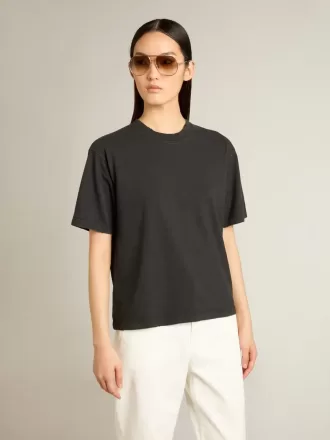 Tricou negru spălat, cu logo inversat pe spate – Jersey Capsule
