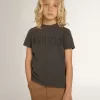 Tricou pentru băieți, de culoare gri, cu finisaj uzat Tricou pentru băieți, de culoare gri, cu finisaj uzat