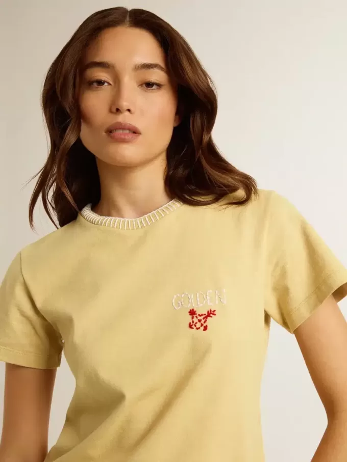 Tricou pentru femei din bumbac jersey cu broderie pe gât și pe piept Tricou pentru femei din bumbac jersey cu broderie pe gât și pe piept