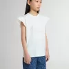 Tricou pentru fete cu mâneci cu volane, inscripții și broderii