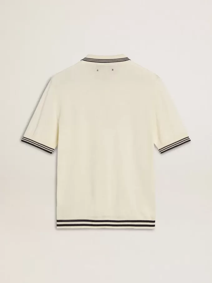 Tricou polo pentru bărbați, de culoare albă uzată, cu nervuri albastre Tricou polo pentru bărbați, de culoare albă uzată, cu nervuri albastre