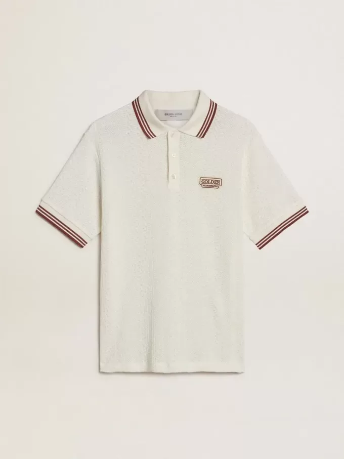 Tricou polo pentru bărbați din tricot perforat alb cu detalii în dungi burgund Tricou polo pentru bărbați din tricot perforat alb cu detalii în dungi burgund