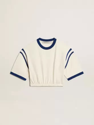 Tricou scurt din bumbac alb îmbătrânit, cu inscripție pe spate Tricou scurt din bumbac alb îmbătrânit, cu inscripție pe spate