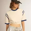 Tricou scurt din bumbac alb îmbătrânit, cu inscripție pe spate Tricou scurt din bumbac alb îmbătrânit, cu inscripție pe spate