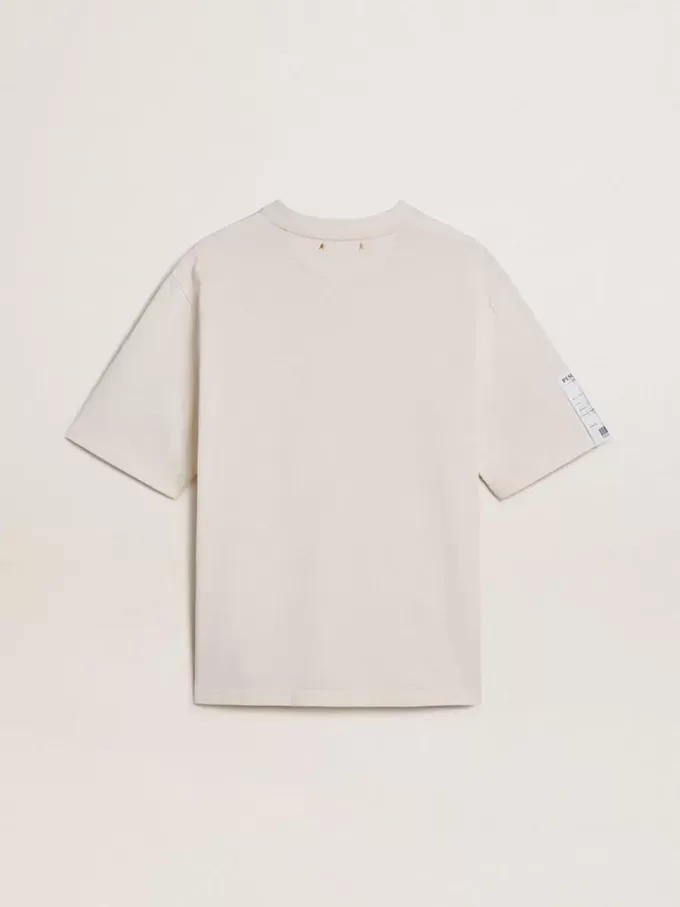 Tricou unisex alb cu imprimeu mediteranean și patch Pescheria Golden pe mânecă Tricou unisex alb cu imprimeu mediteranean și patch Pescheria Golden pe mânecă