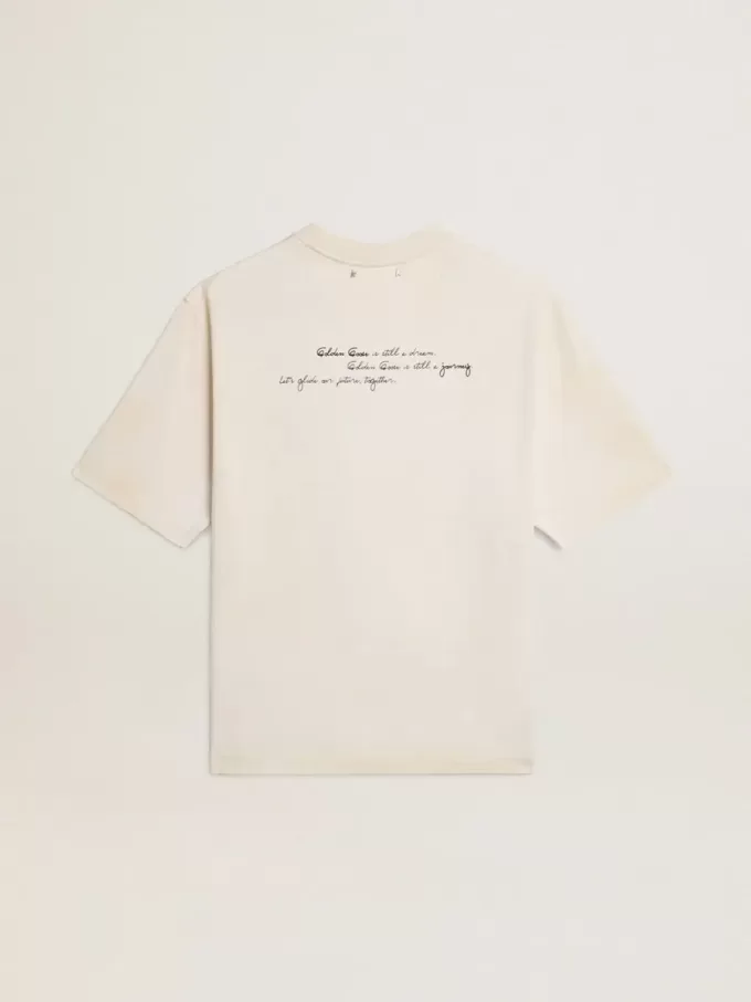 Tricou unisex alb uzat, cu inscripție imprimată Tricou unisex alb uzat, cu inscripție imprimată