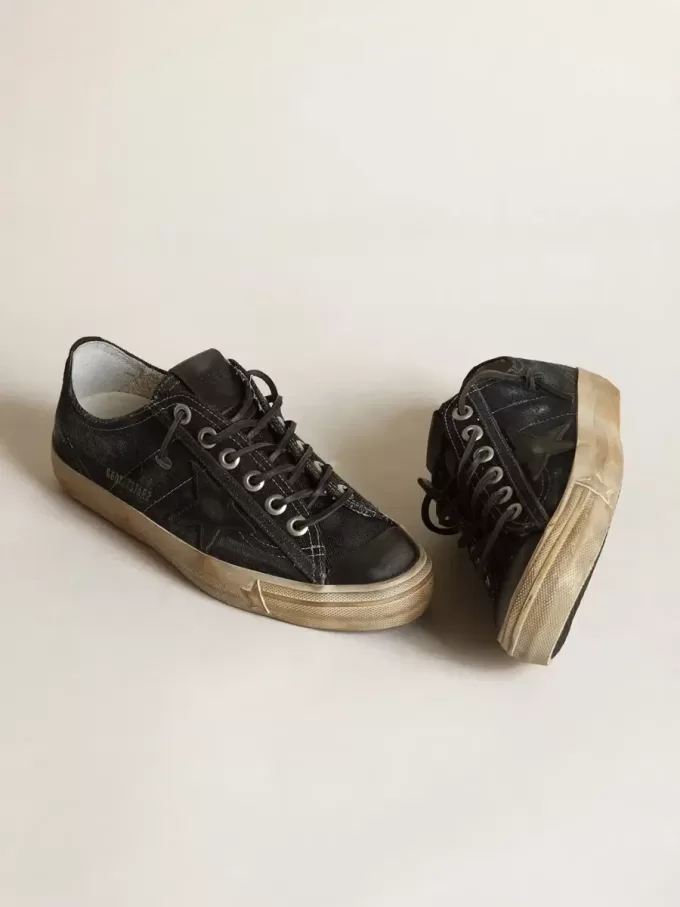 V-Star din denim albastru închis cu stea și vârf din piele neagră V-Star din denim albastru închis cu stea și vârf din piele neagră