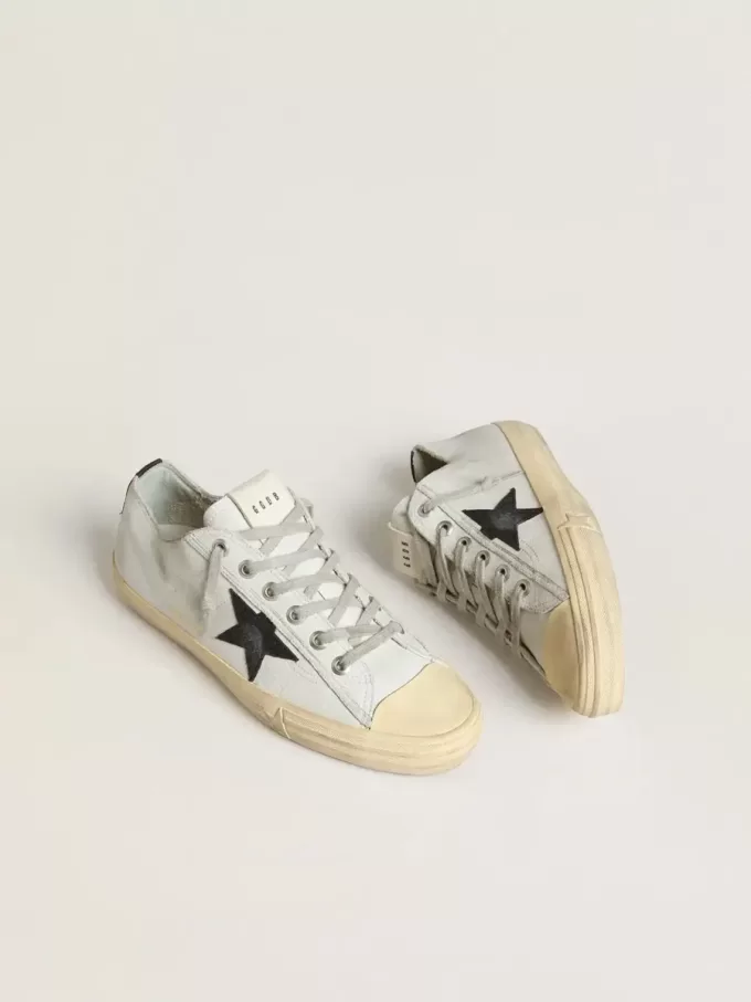 V-Star din piele cu stea și călcâi din piele neagră cu imprimeu crocodil V-Star din piele cu stea și călcâi din piele neagră cu imprimeu crocodil
