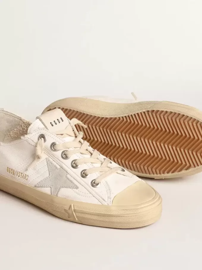V-Star din piele nappa cu stea din piele de căprioară gri gheață și bandă pe călcâi V-Star din piele nappa cu stea din piele de căprioară gri gheață și bandă pe călcâi