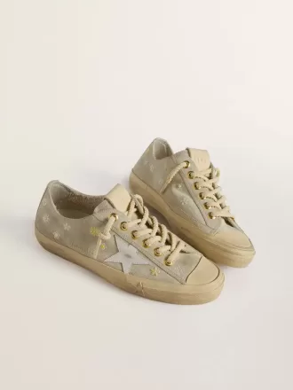 V-Star pentru femei din piele de căprioară gri gheață, cu stea din piele albă și broderie florală V-Star pentru femei din piele de căprioară gri gheață, cu stea din piele albă și broderie florală