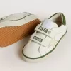 Young Old School din piele albă cu călcâi din piele nappa verde și inserție verde Young Old School din piele albă cu călcâi din piele nappa verde și inserție verde