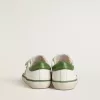 Young Old School din piele albă cu călcâi din piele nappa verde și inserție verde Young Old School din piele albă cu călcâi din piele nappa verde și inserție verde